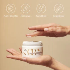 Masque Lumière Oil Reflections Wella 500ml -AURORA Magasin 116.31 3 99953.1694178880