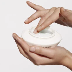 Masquintense Riche Nutritive Kérastase 200ml -AURORA Magasin 3474637155001 10 1 28543.1684847840